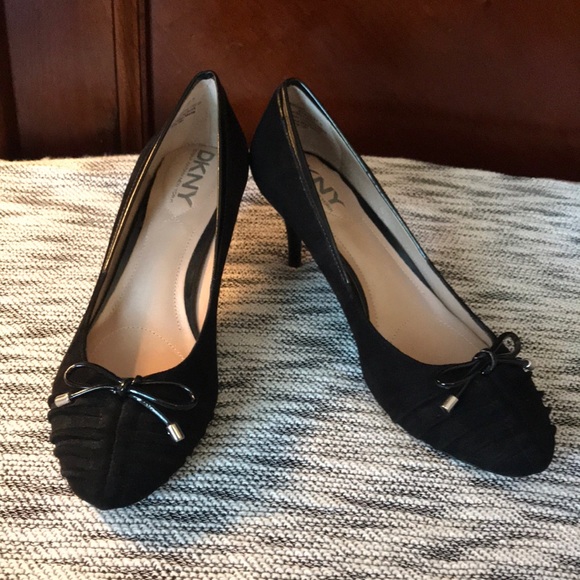 DKNYC new black suede pumps - Picture 1 of 6